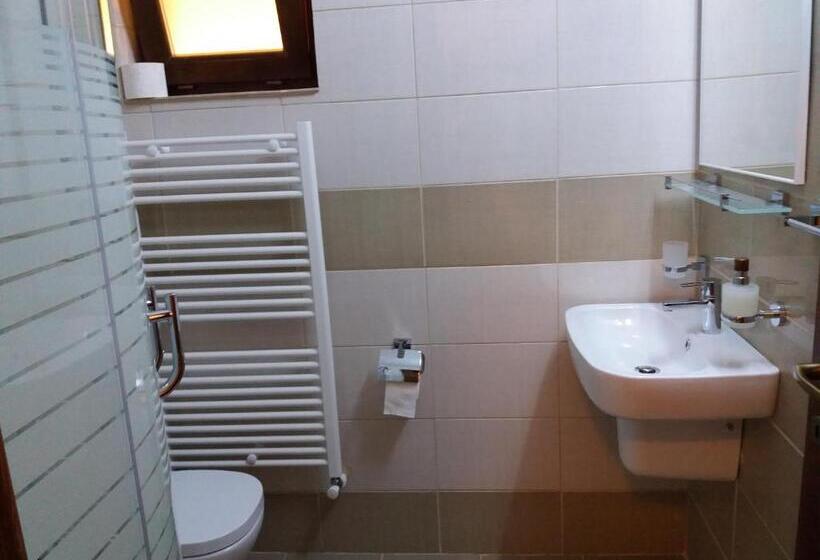 Пансион Green Eden Lepsa