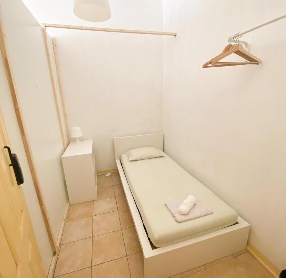 بنسيون Rota Ria Alojamento Local