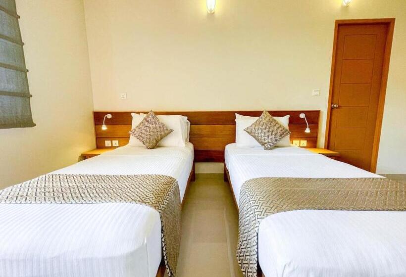 پانسیون Suffix Retreat   Stay, Dive & Explore Fuvahmulah