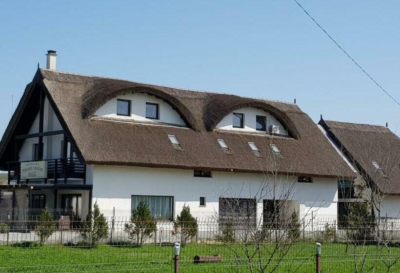 Pensiunea Pescarul Vanator Delta Dunarii