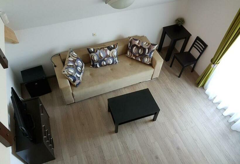 Pensiunea Pescarul Vanator Delta Dunarii