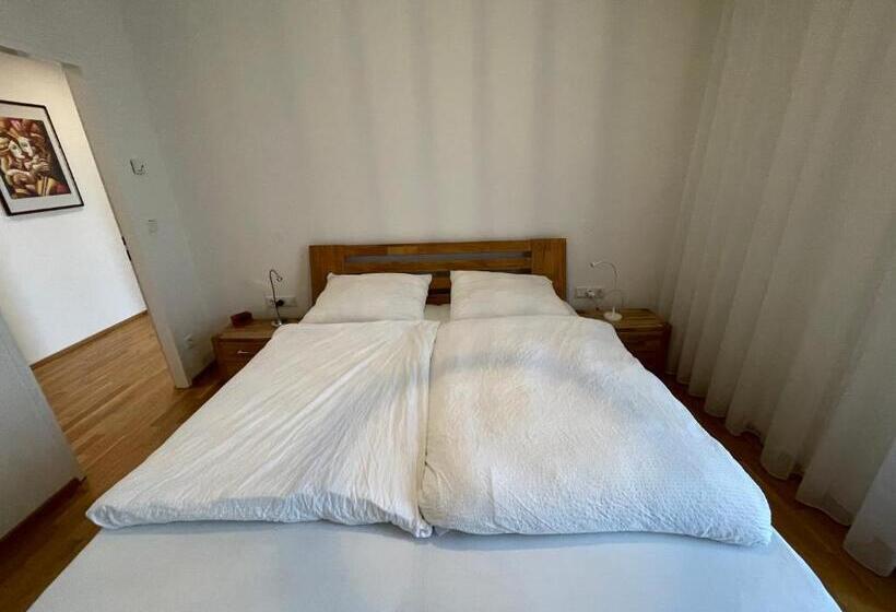 Penthouse Wohnung Am Radweg Mit Dachterasse