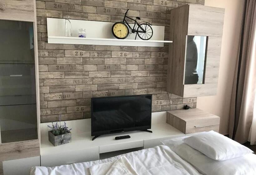 Platán Apartmanház