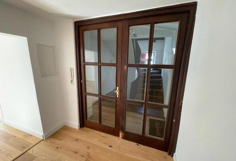 Schloss & Altstadt   Modern & Stylish Für 6 Küche