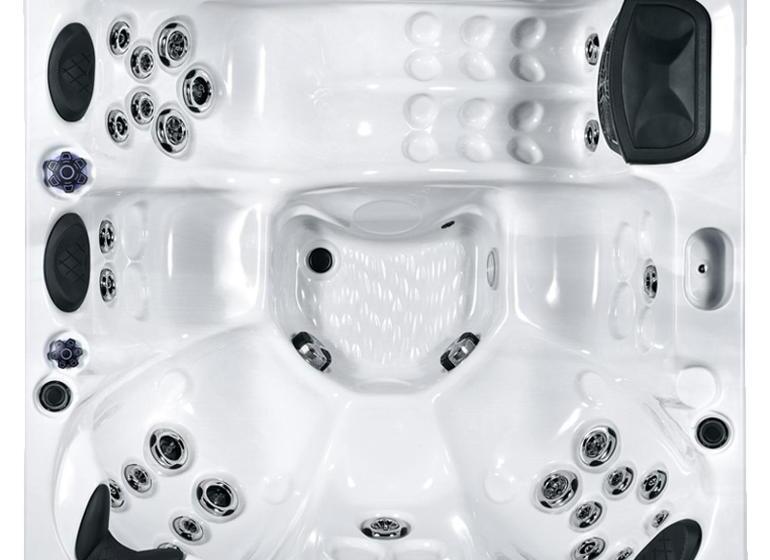 St Martin S House With Hot Tub