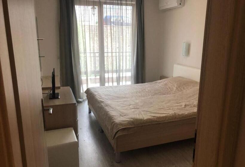 Star Dreams, Sveti Vlas