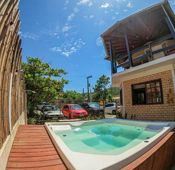 هاستل Pantai Pousadas   Jacuzzi Aquecida E 300 Metros Da Praia Da Ferrugem