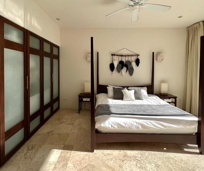 Amazing Luxury Penthouse With Sunset,sunrise View, Private Jacuzzi And Rooftop Pool