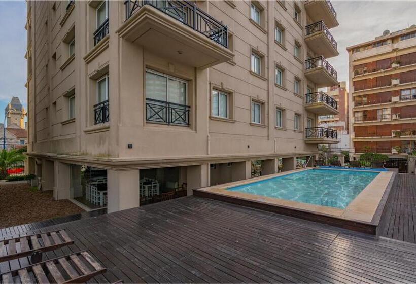 Departamento Varese Güemes Alta Gama Luxury 4/5 Pax Vista Mar