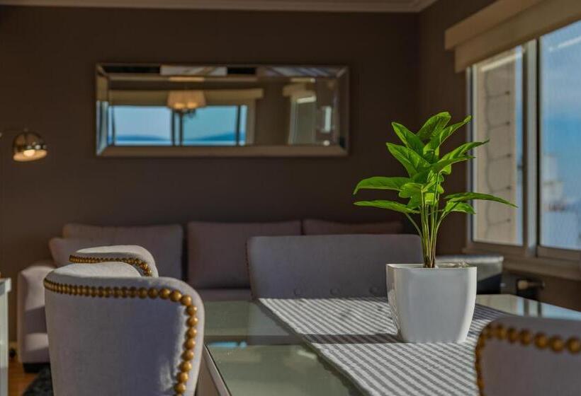 Departamento Varese Güemes Alta Gama Luxury 4/5 Pax Vista Mar