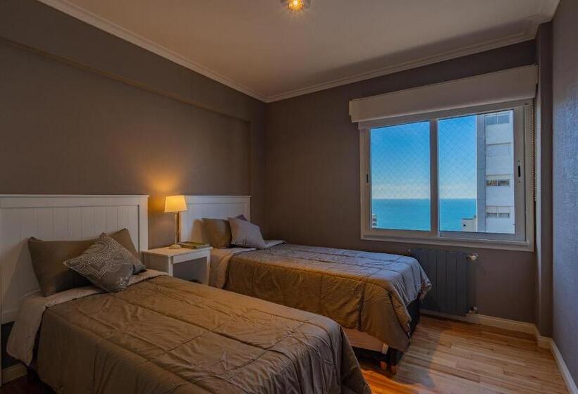 Departamento Varese Güemes Alta Gama Luxury 4/5 Pax Vista Mar