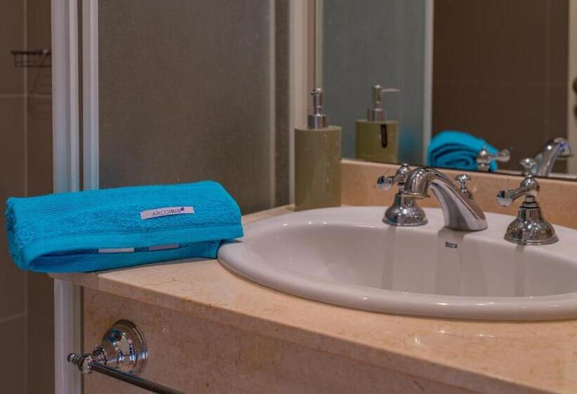 Departamento Varese Güemes Alta Gama Luxury 4/5 Pax Vista Mar