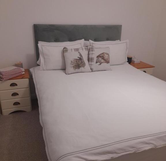 Glastonbury Town Center Entire Apartment