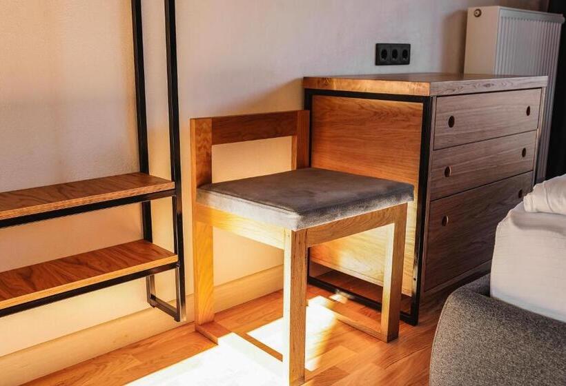 Hotel котеджі грань