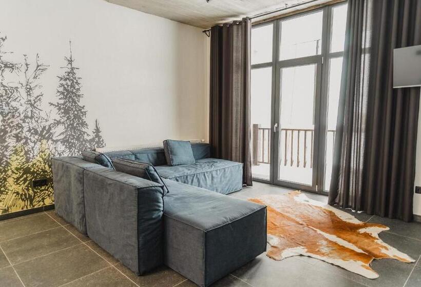 Hotel котеджі грань