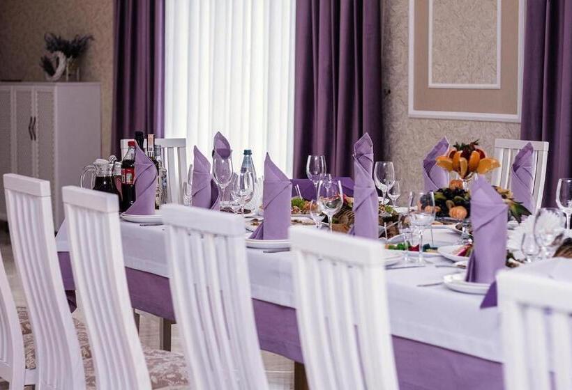 هتل готель лаванда