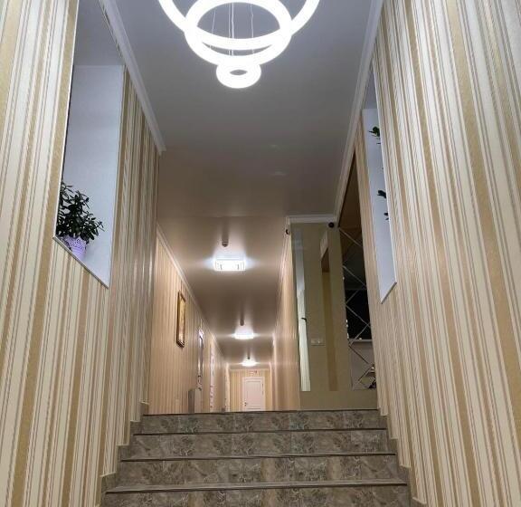 هتل готель лаванда