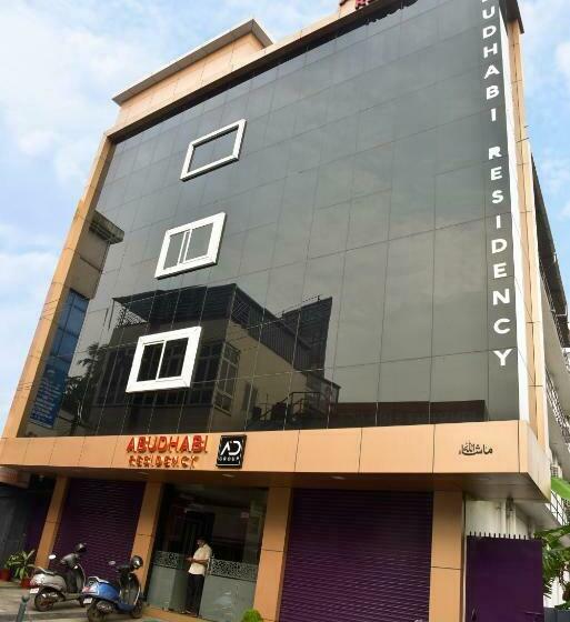 Отель Abudhabi Residency