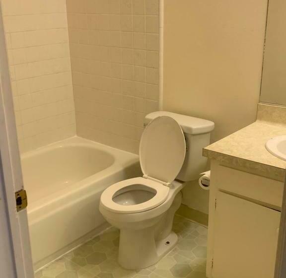 Affordable Hotel Style Unit