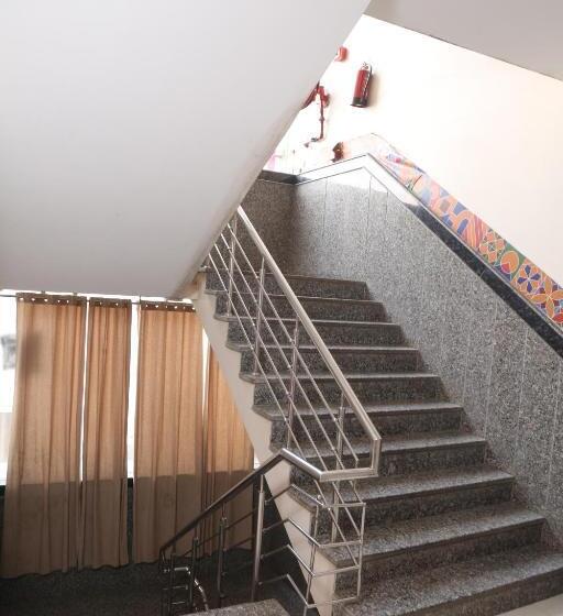 Fabhotel Aman Inn Near Igi Airport New Delhi