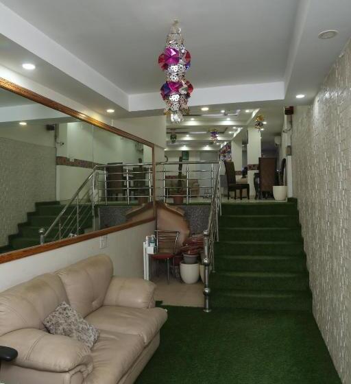 Fabhotel Aman Inn Near Igi Airport New Delhi