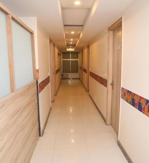 Fabhotel Aman Inn Near Igi Airport New Delhi