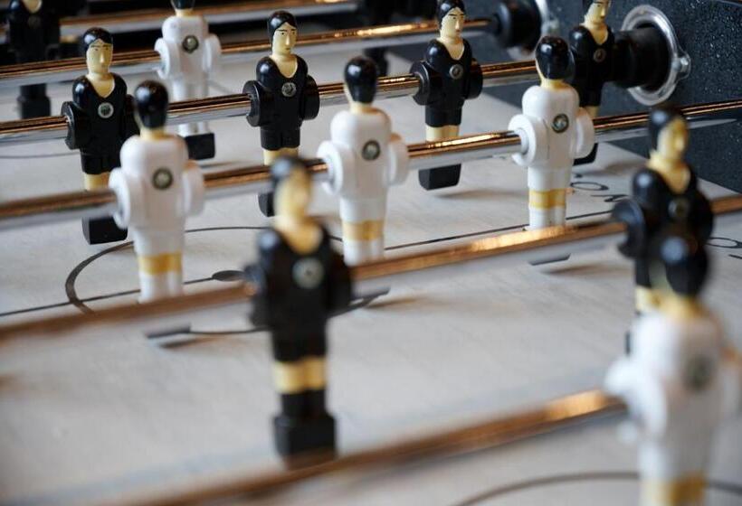 Отель Artyzen Habitat Qiantan Shanghai