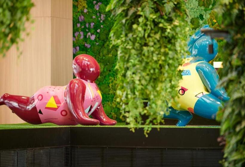 Отель Artyzen Habitat Qiantan Shanghai