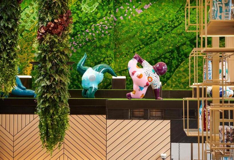 Отель Artyzen Habitat Qiantan Shanghai