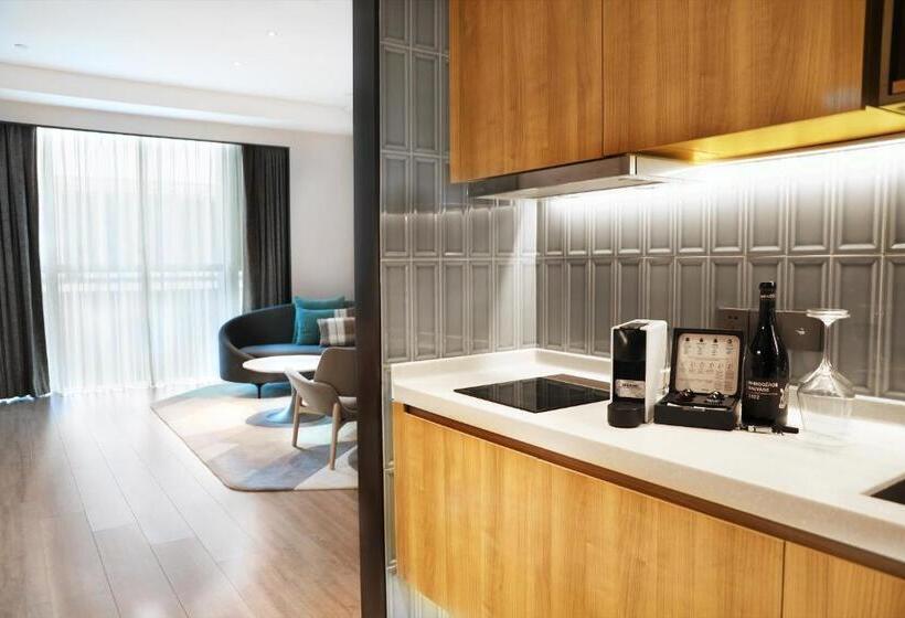 Отель Artyzen Habitat Qiantan Shanghai