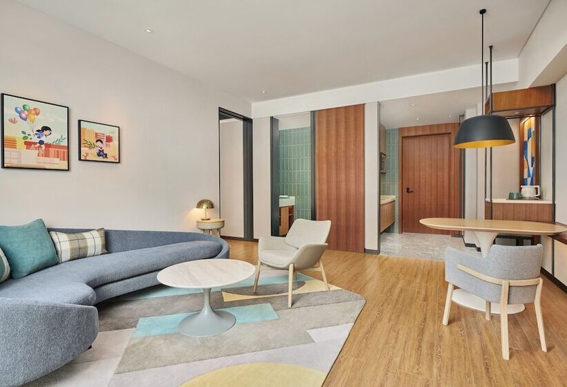 Отель Artyzen Habitat Qiantan Shanghai