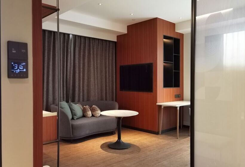 Отель Artyzen Habitat Qiantan Shanghai