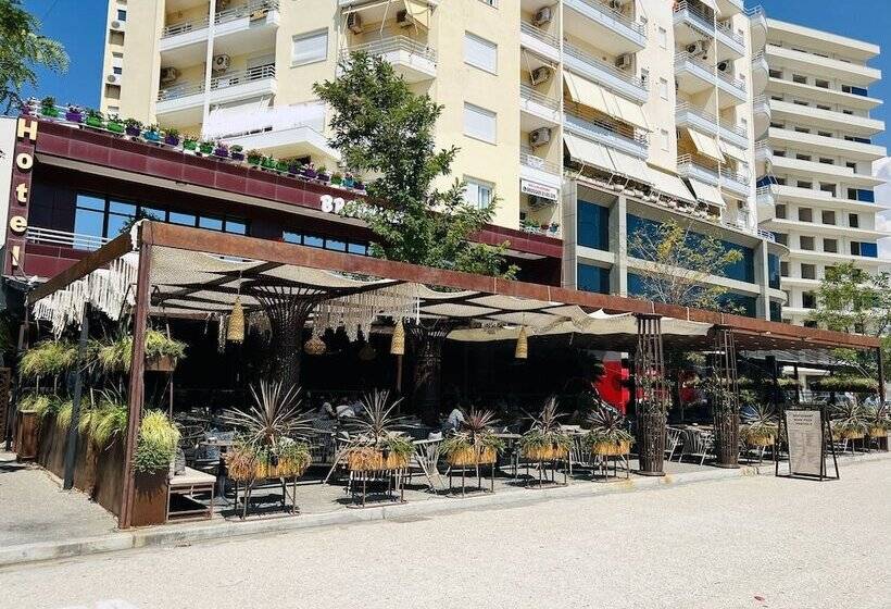 בית מלון כפרי Brooklyn Vlore