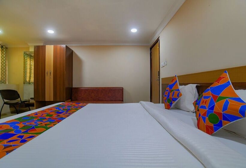 Fabhotel Pishori