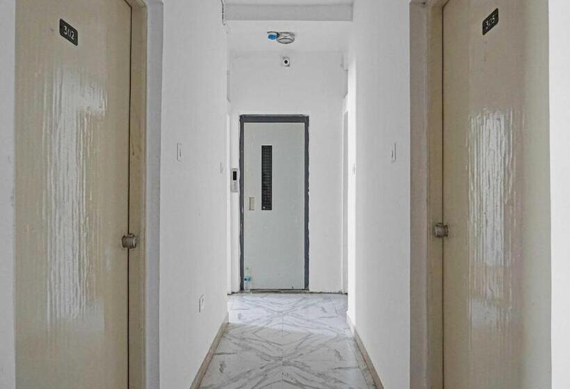 O 84826 Hotel Silver Key