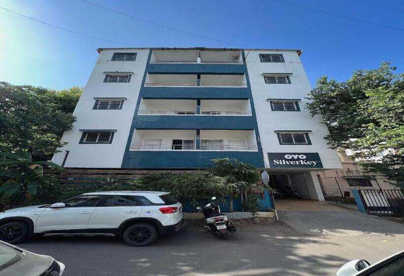 O 84826 Hotel Silver Key