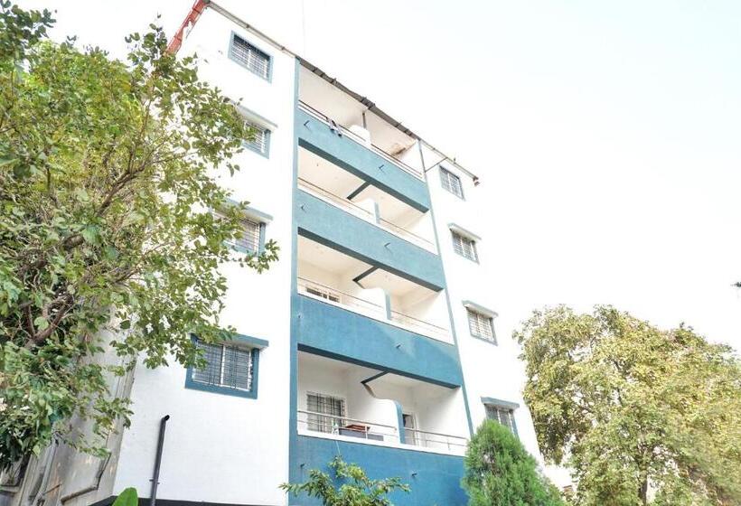 O 84826 Hotel Silver Key