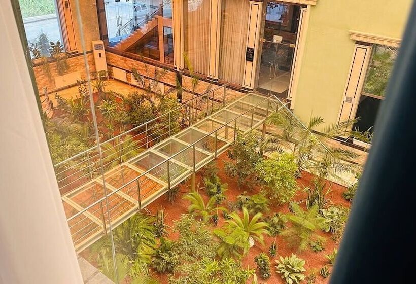 בית מלון כפרי Garden Plaza Bukhara