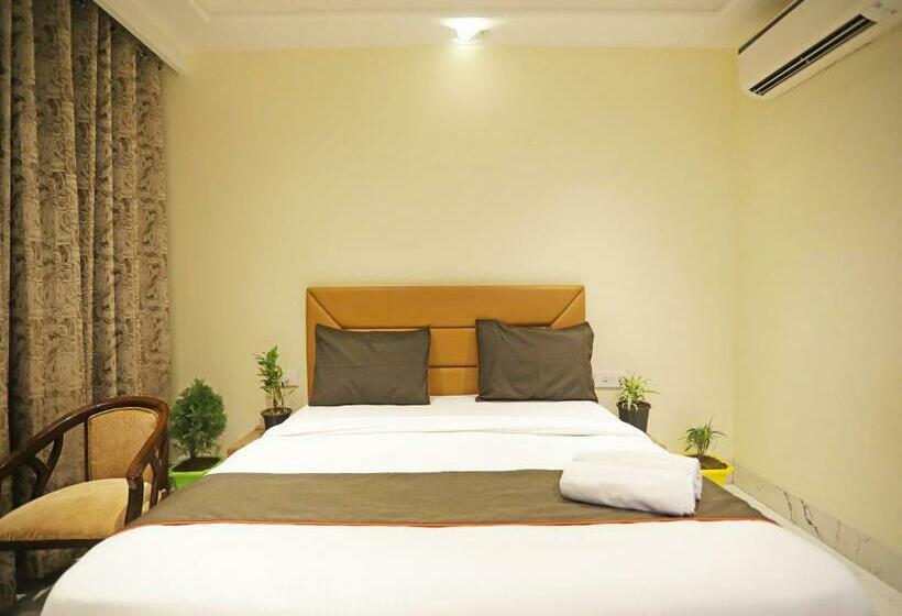 فندق Goodluck Suites Near Delhi Airport