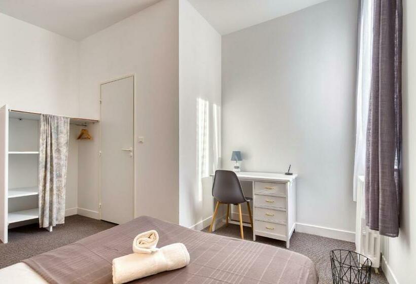 فندق La Gardiolle   Montfort