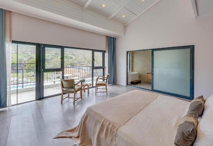 בית מלון כפרי Suess Alaçatı