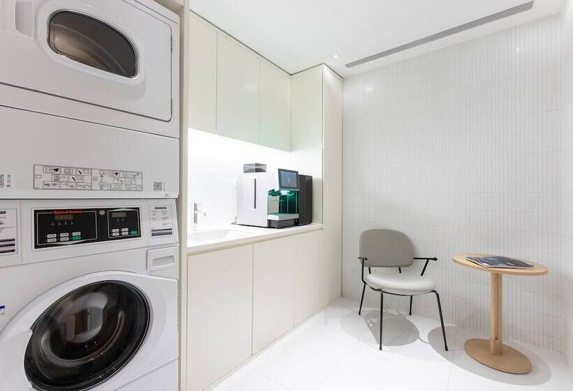 Отель The Shàng By Artyzen Qiantan Shanghai