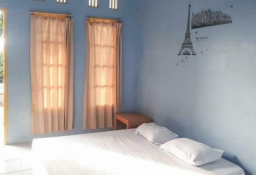 هتل Villa V Stay Pulau Pramuka