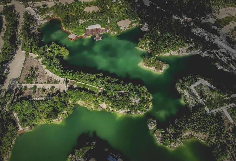 هتل Wakax Hacienda  Cenote & Boutique