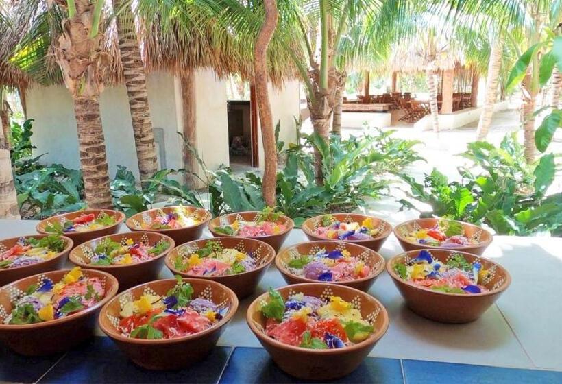 هتل Wakax Hacienda  Cenote & Boutique