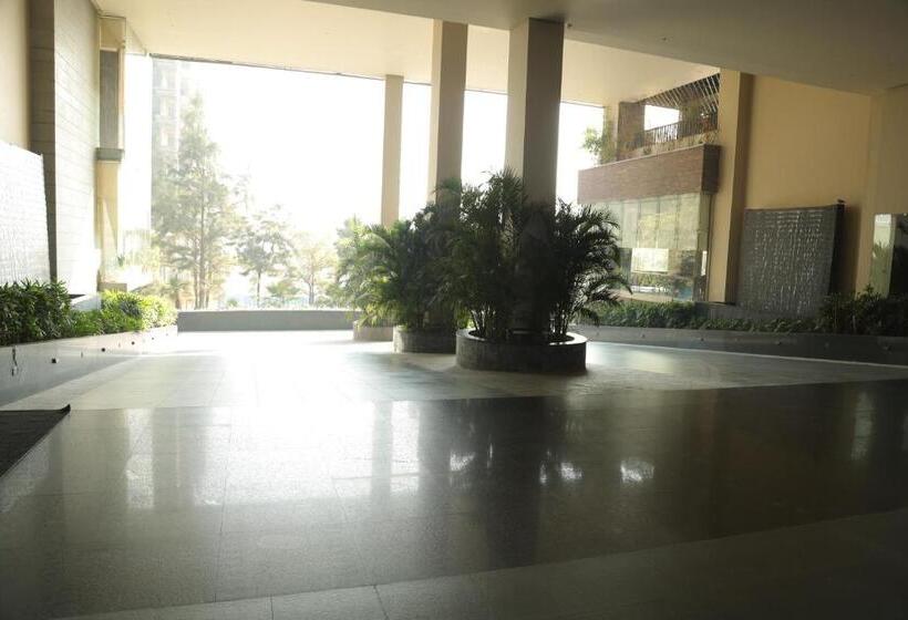 Отель Wyndham Chandigarh Mohali