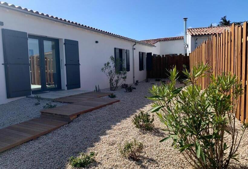 Le Moulin Des Sables, Maison Rétaise