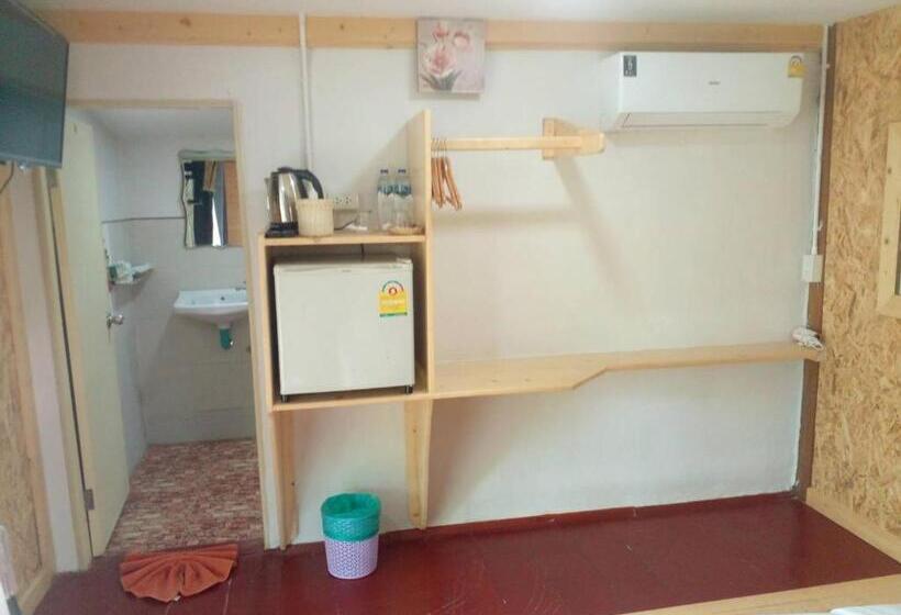 Lipe Garden Beach Resort