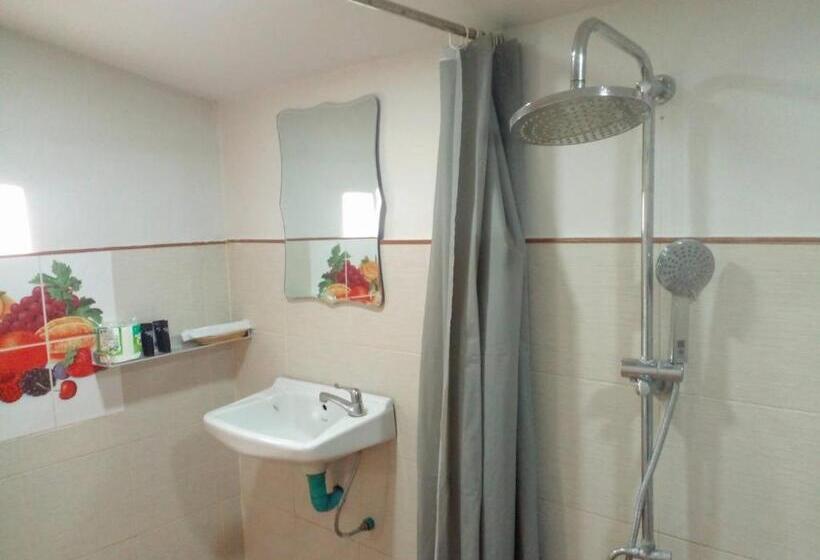 Lipe Garden Beach Resort