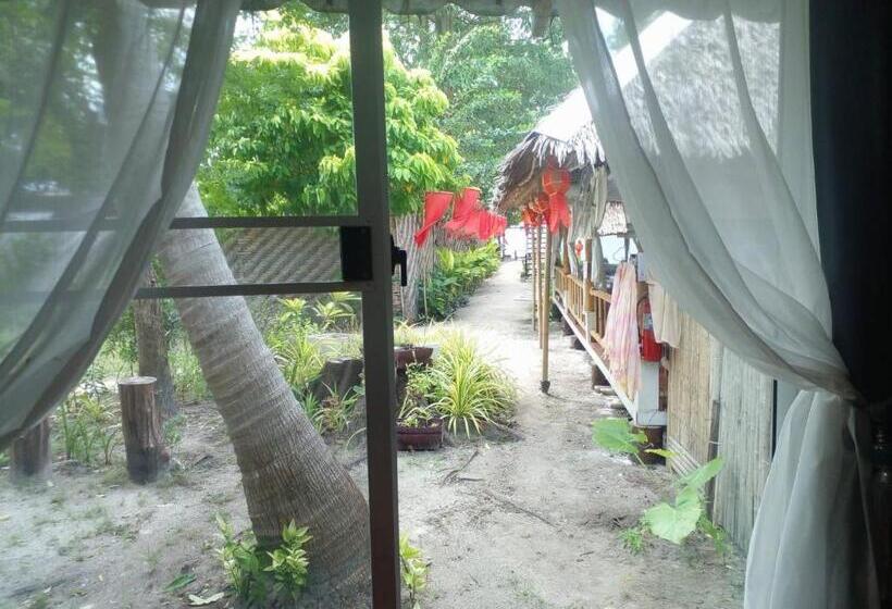 Lipe Garden Beach Resort